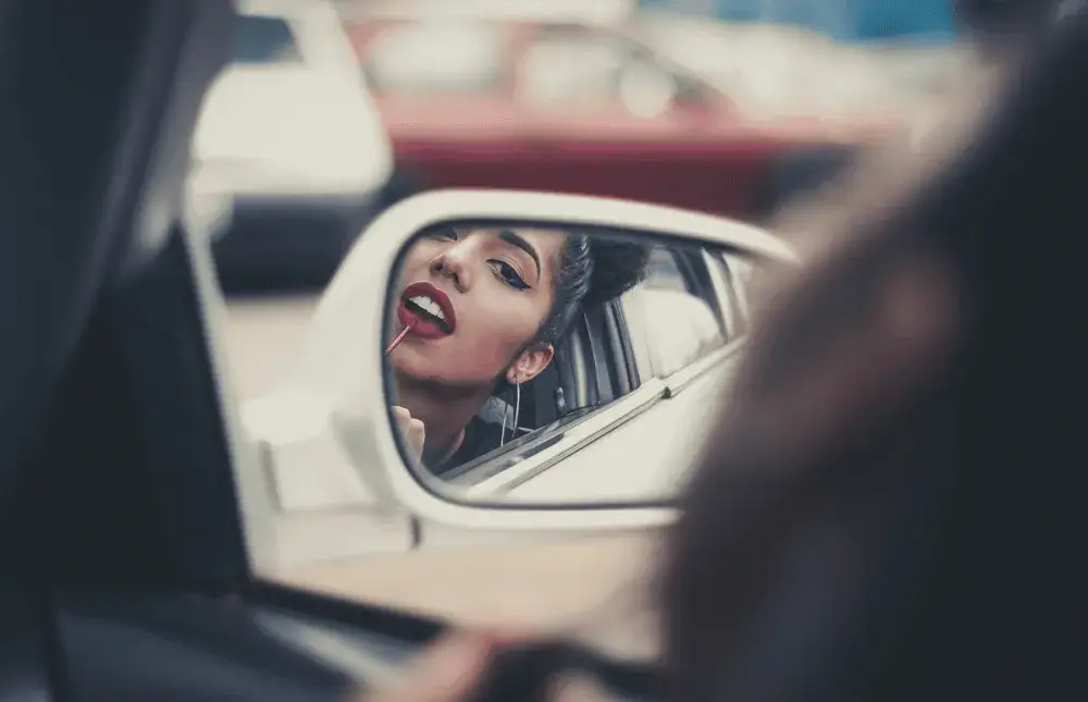 Creating a mirror effect between your website and visitors