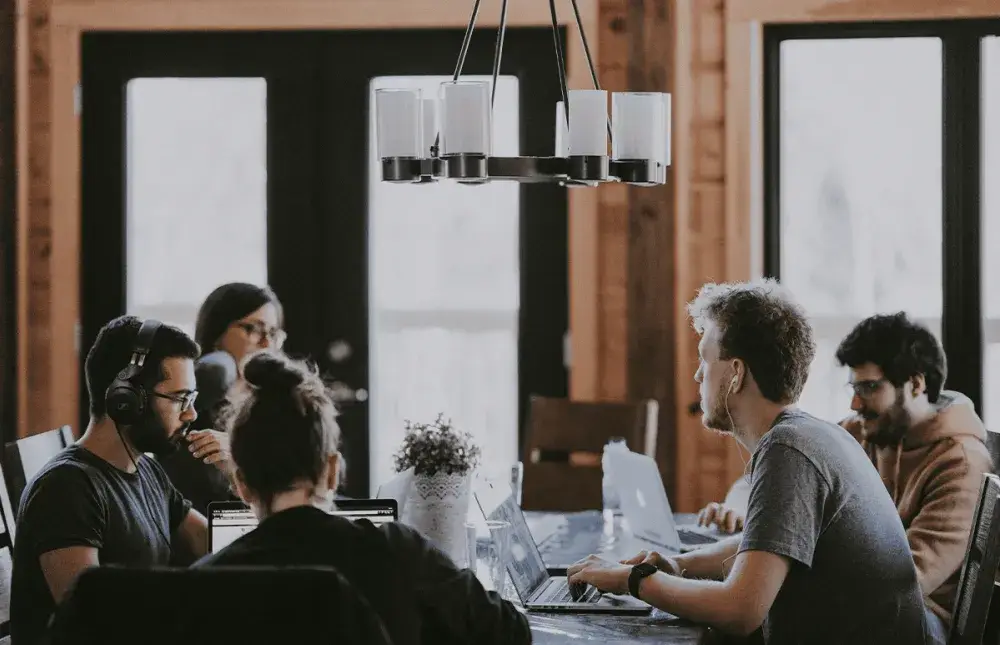 The New Reality of B2B Marketing: The Imperative of Online Visibility